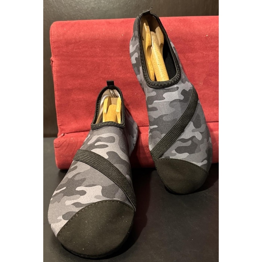 Fitkicks Shoes Women Size Large Slip On Minimalist Lightweight Sole Camo Pattern